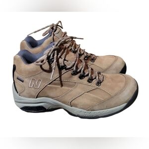 New Balance 977 Women's Hiking Gortex Gorpcore Tan Boots Size 10.5